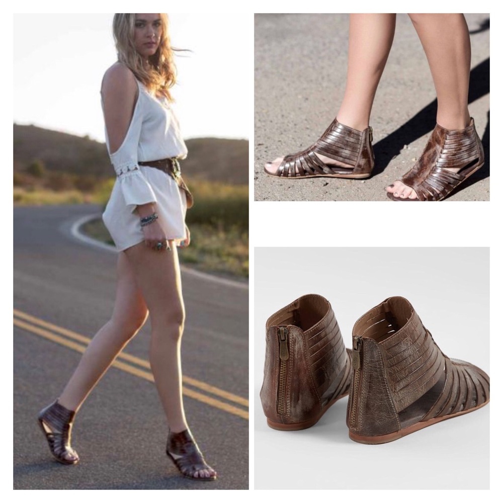 Roan by Bed|Stu Pearl Sandals
